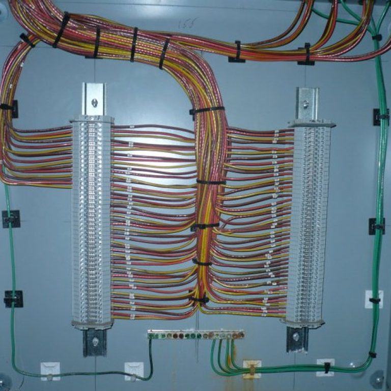 Commercial Electrician Provider